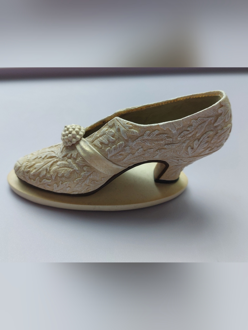 Vintage White Floral Shoe Figure